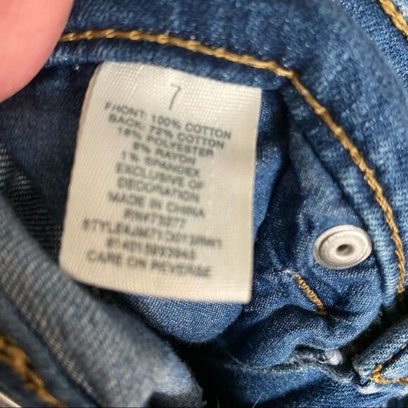 Mudd FLX Stretch Distressed Shorts - Picture 5 of 5